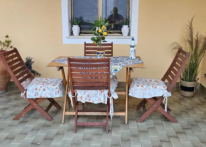 Donna Pulina Holidays Дом отдыха